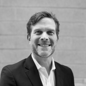 Eric Myers headshot